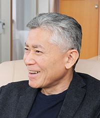 中矢　伸一（なかや　しんいち）さん